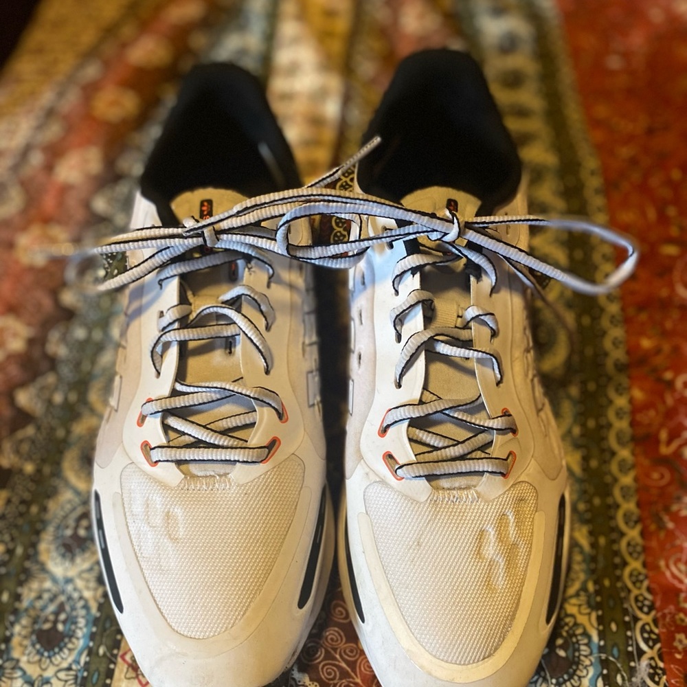 Adidas running shoes men's size 9